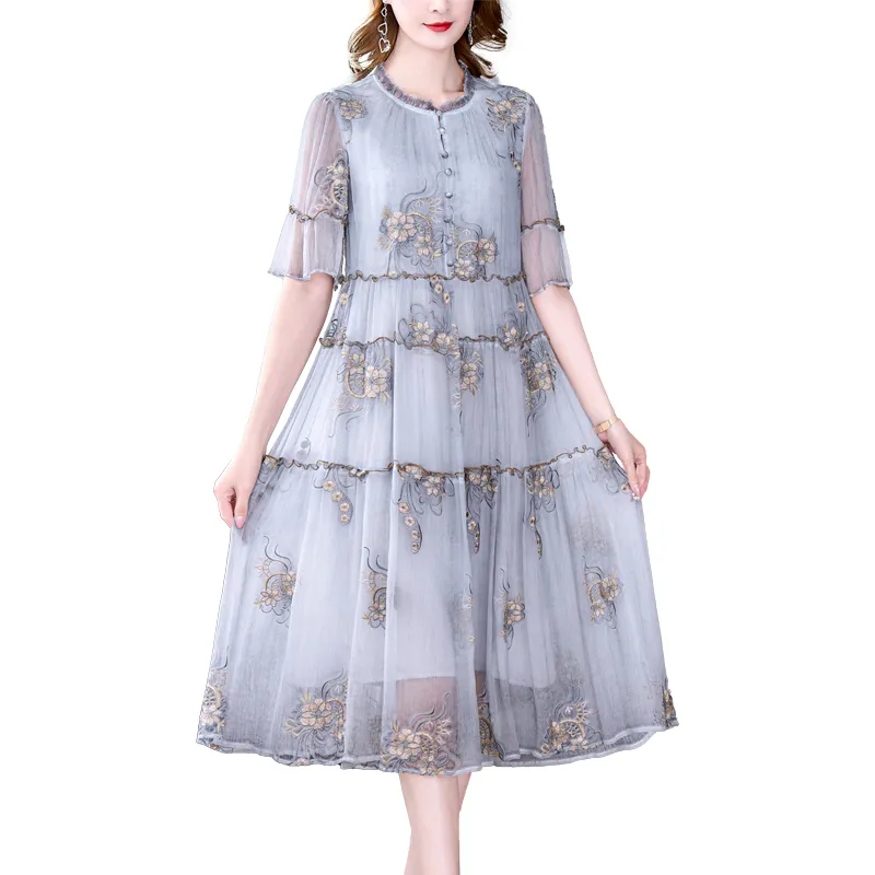 Elegant Vintage Black Dress: Korean Hepburn Style with Embroidery Sexy and Chic Club Dress for Spring Summer 2023