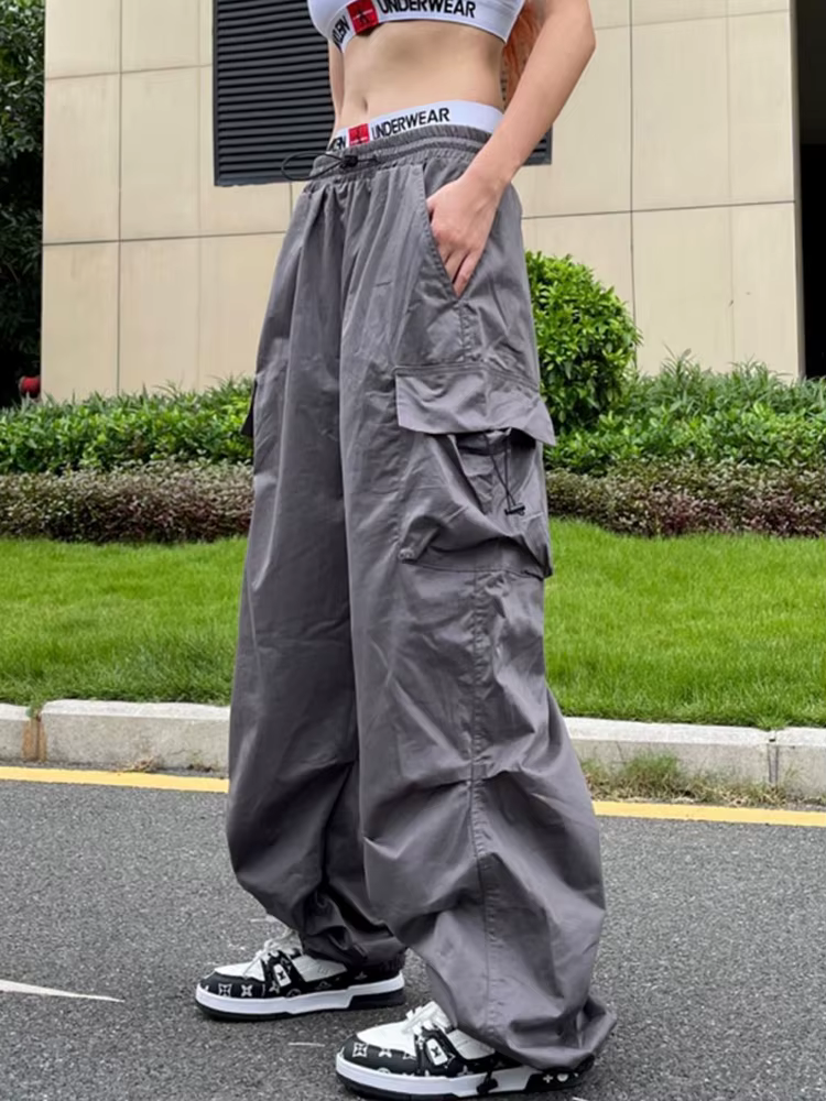 Y2K Parachute Black Cargo Pants – Oversized Pockets Wide Leg Baggy Sweatpants, Harajuku Streetwear
